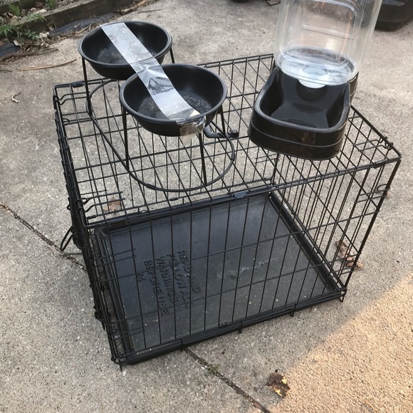 Dog kennel
